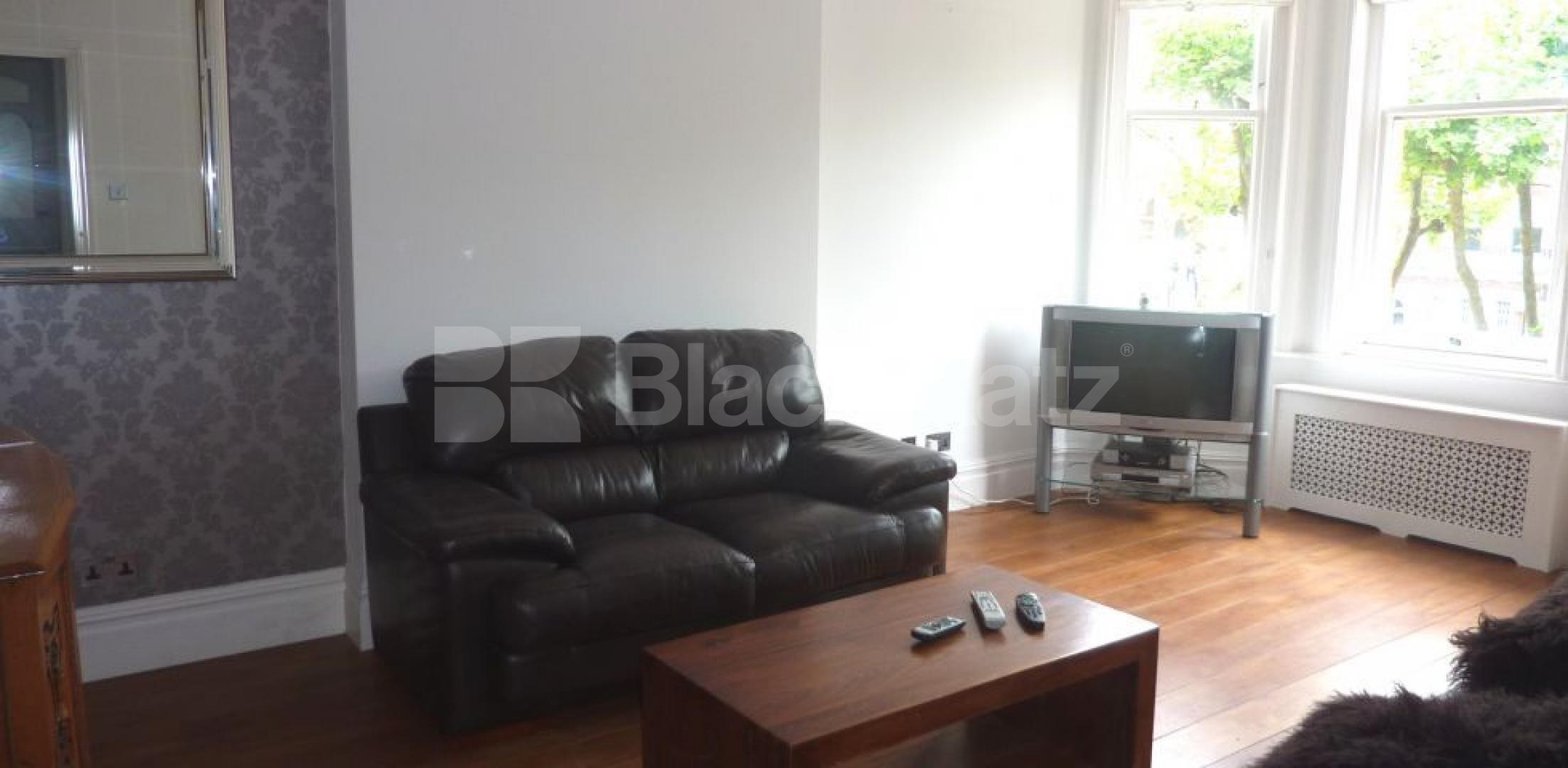 			LUXURY 3 BED 2 BATH!, 3 Bedroom, 1 bath, 1 reception Flat			 Elgin Ave, MAIDA VALE